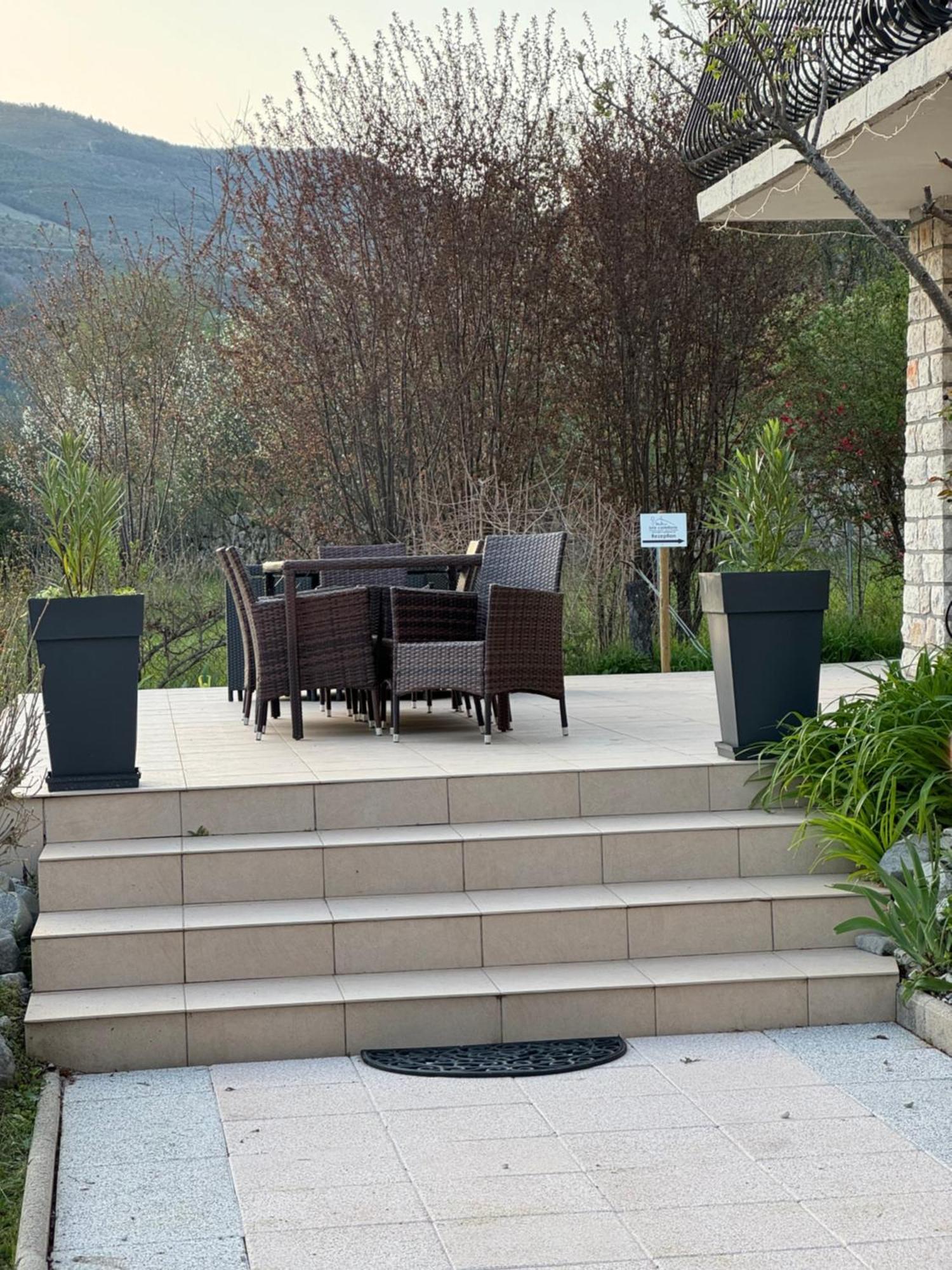 Bnb Castellane Chambre D'Hotes B&B المظهر الخارجي الصورة
