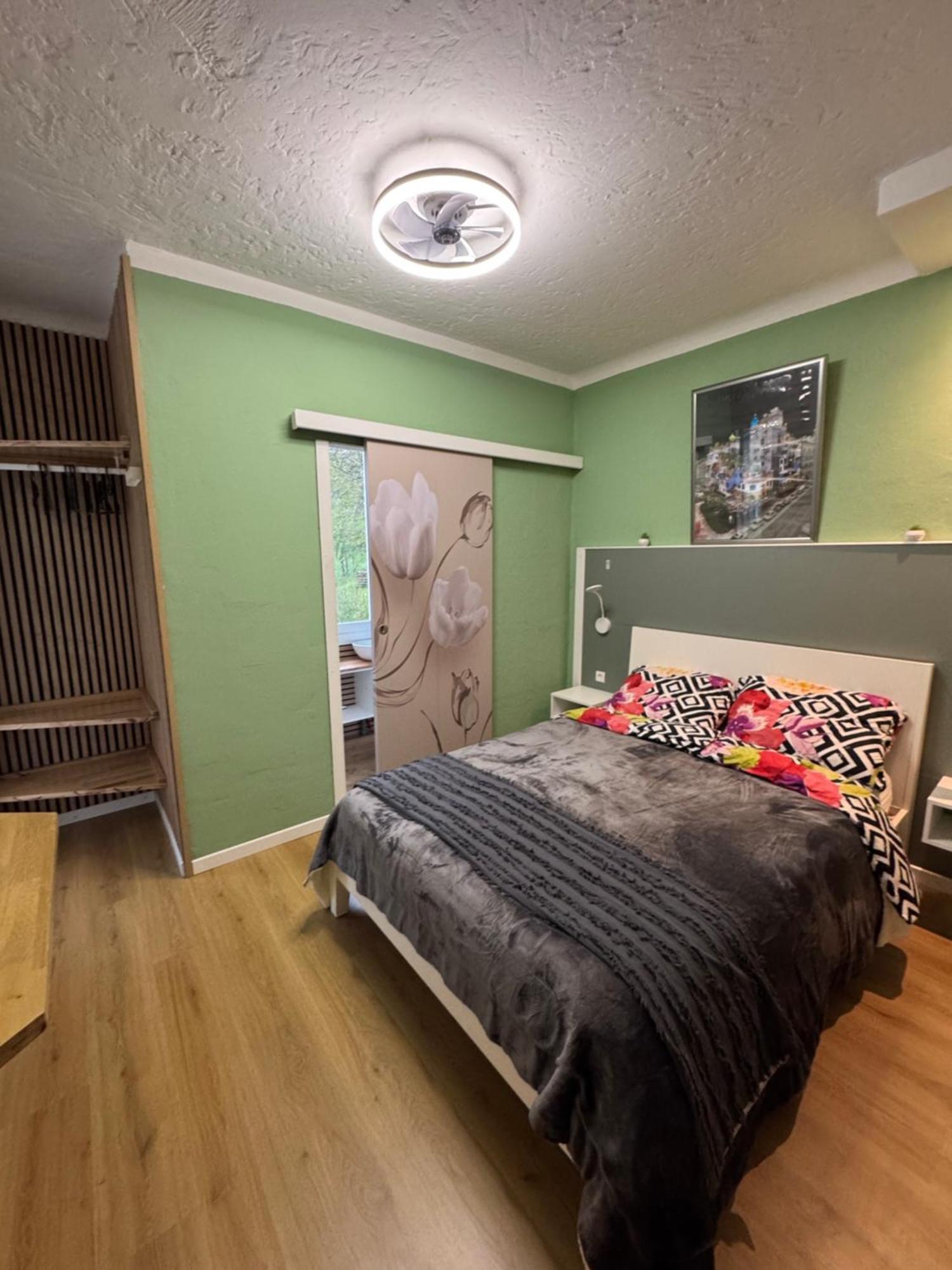 Bnb Castellane Chambre D'Hotes B&B المظهر الخارجي الصورة